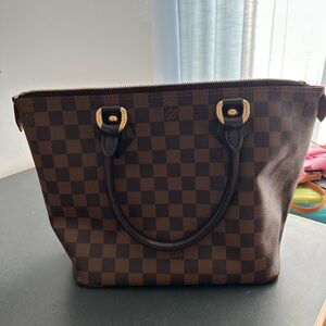 Authentic Louis Vuitton Brown Seleya Damier pm ebeme